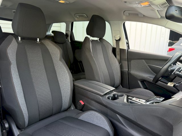 Peugeot Peugeot 5008 130cv |7 places | boite automatique