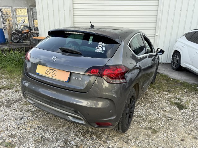 DS DS  4 BlueHDi 181ch / BOITE AUTO
