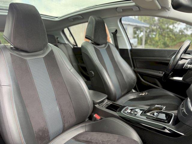 Peugeot Peugeot 308 1,2 130CV BOITE AUTO GT