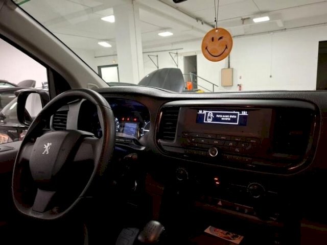 Peugeot Peugeot Expert III 1.5 .HDi 120ch Standar 9 Places