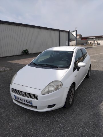 Fiat Fiat Punto  1.3 Multijet 16v 75ch Dynamic 3p