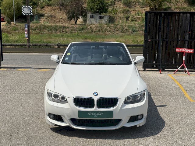 BMW BMW Série 3 V (E93) 320dA 184ch M Sport