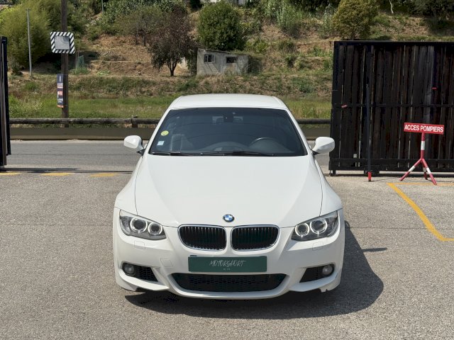 BMW BMW Série 3 V (E93) 320dA 184ch M Sport