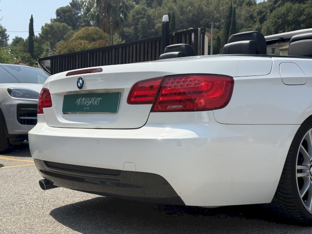 BMW BMW Série 3 V (E93) 320dA 184ch M Sport