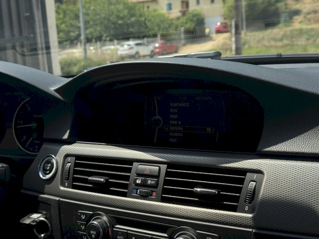 BMW BMW Série 3 V (E93) 320dA 184ch M Sport