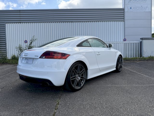 Audi Audi TT II 2.0 TFSI 211ch S tronic 6