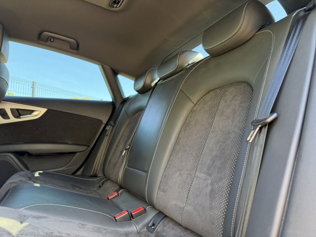 Audi Audi A7  3.0 V6 TDI 272ch S line quattro S tronic 7