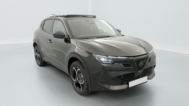 Alfa-Romeo Alfa-Romeo Junior 1.2 Ibrida 145ch Intensa e-DCT6 Q4