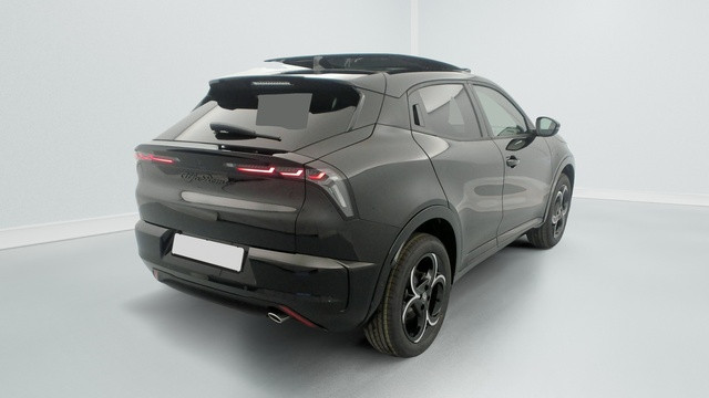 Alfa-Romeo Alfa-Romeo Junior 1.2 Ibrida 145ch Intensa e-DCT6 Q4