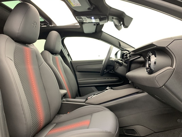 Alfa-Romeo Alfa-Romeo Junior 1.2 Ibrida 145ch Intensa e-DCT6 Q4