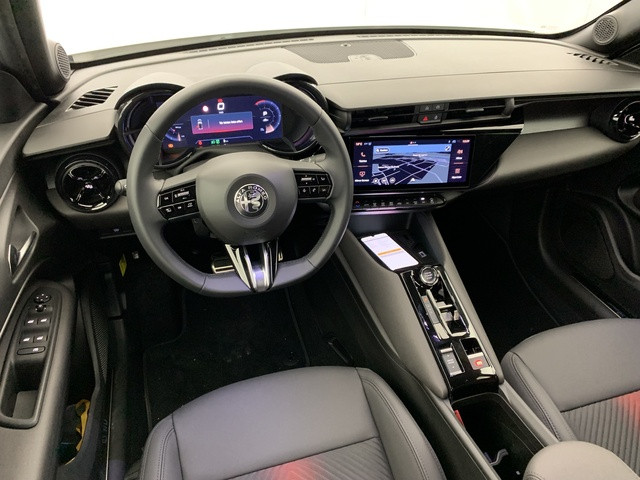 Alfa-Romeo Alfa-Romeo Junior 1.2 Ibrida 145ch e-DCT6