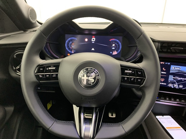 Alfa-Romeo Alfa-Romeo Junior 1.2 Ibrida 145ch e-DCT6
