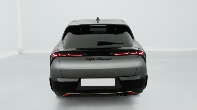 Alfa-Romeo Alfa-Romeo Junior 1.2 Ibrida 145ch Intensa e-DCT6