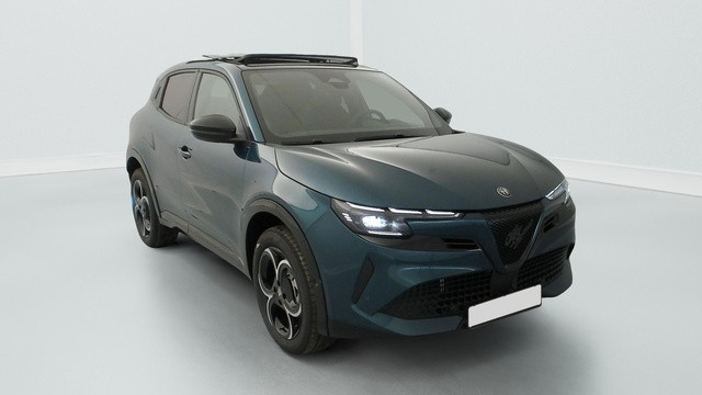 Alfa-Romeo Alfa-Romeo Junior 1.2 Ibrida 145ch Intensa e-DCT6 Q4