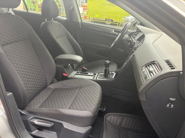 Volkswagen Volkswagen Golf 1.0 TSI 115ch Connect BVM