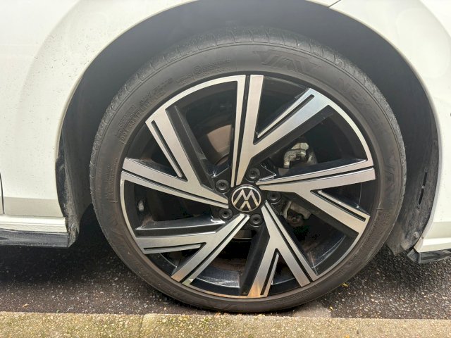 Volkswagen Volkswagen Golf 1.5 eTSI 150ch R-Line DSG7