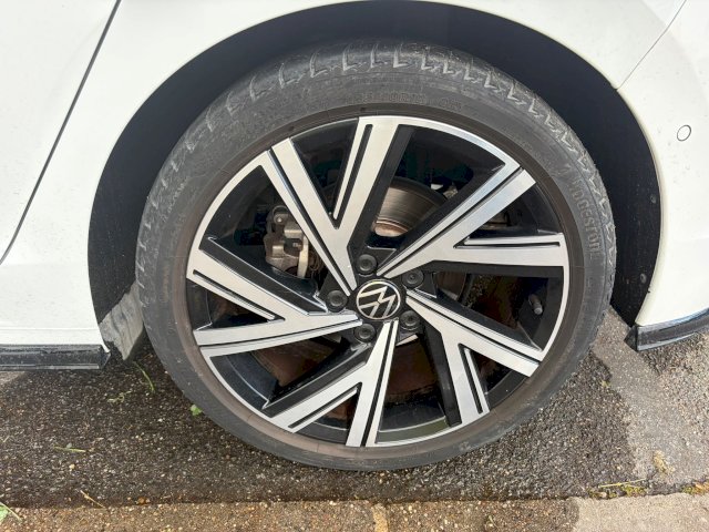Volkswagen Volkswagen Golf 1.5 eTSI 150ch R-Line DSG7