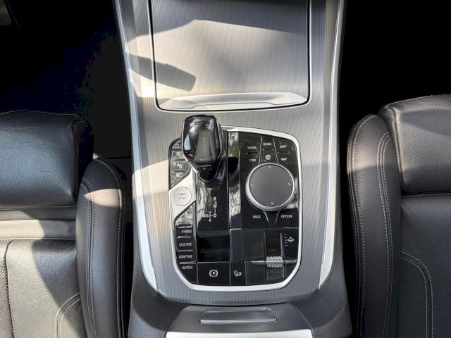 BMW BMW X5 xDrive45eA 394ch M Sport 17cv