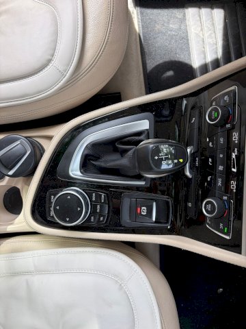 BMW BMW Serie 2 Activetourer (F45) 220i 192ch Luxury