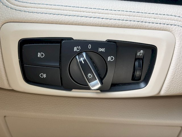 BMW BMW Serie 2 Activetourer (F45) 220i 192ch Luxury