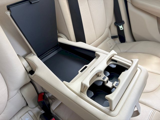 BMW BMW Serie 2 Activetourer (F45) 220i 192ch Luxury