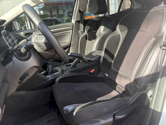 Renault Renault Megane IV 1.5 Blue dCi 115ch Business Intens 