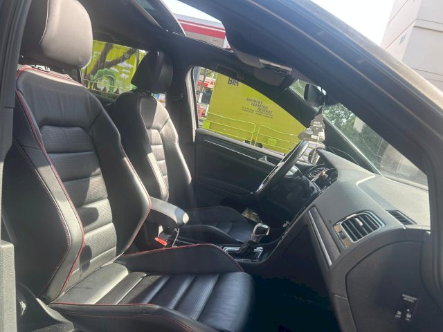 Volkswagen Volkswagen Golf VII Phase 2 GTI PERFOMANCE 2.0 TFSi DSG7 245 cv
