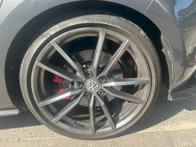 Volkswagen Volkswagen Golf VII Phase 2 GTI PERFOMANCE 2.0 TFSi DSG7 245 cv