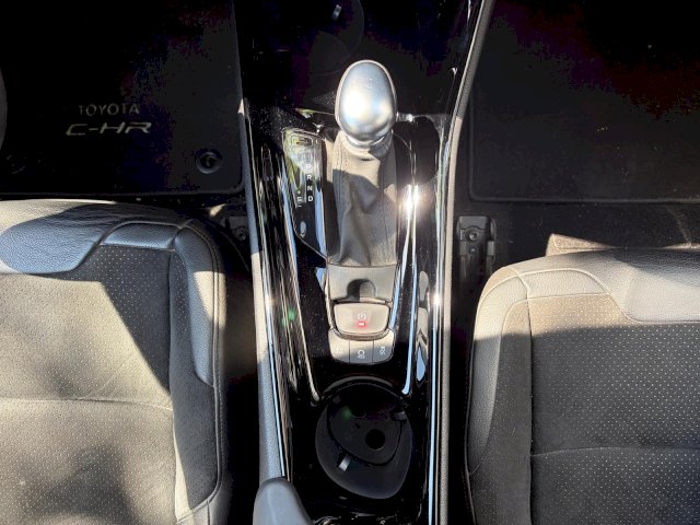 Toyota Toyota C-Hr  2.0 Hybride 184ch Collection E-CVT