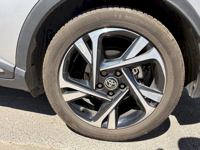 Toyota Toyota C-Hr  2.0 Hybride 184ch Collection E-CVT