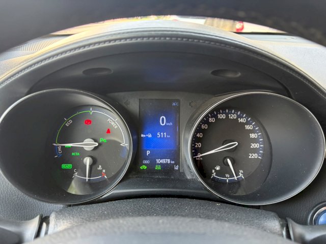 Toyota Toyota C-Hr 122h Graphic 2WD E-CVT MC19