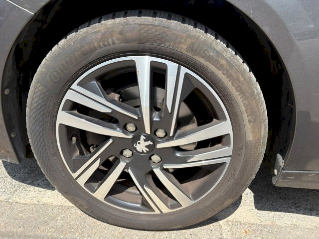 Peugeot Peugeot 208 1.5 BlueHDi 100ch Allure 