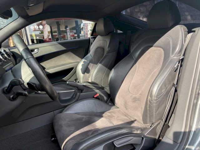 Audi Audi TT II 2.0 TFSI 211ch S line S tronic 6