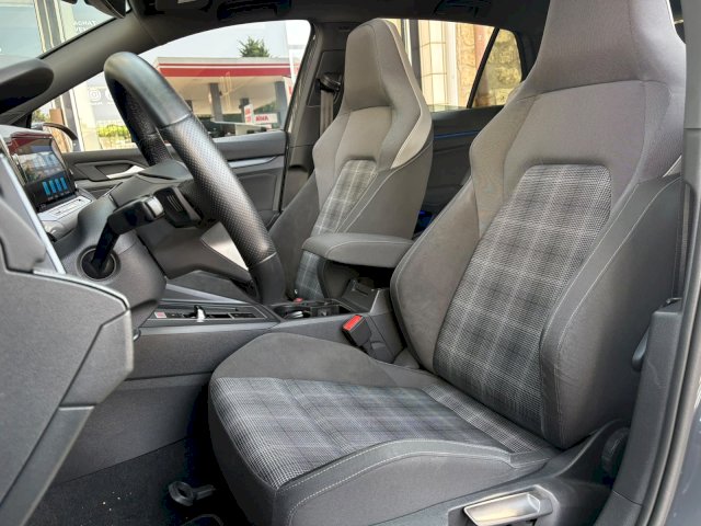 Volkswagen Volkswagen Golf VIII 2.0 TDI SCR 200ch GTD DSG7