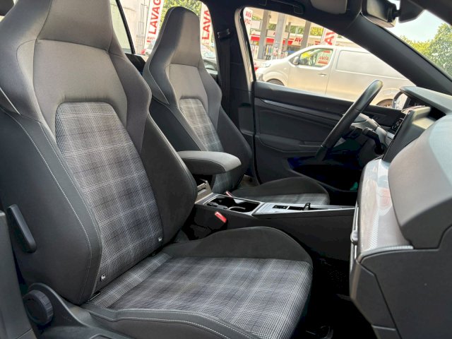Volkswagen Volkswagen Golf VIII 2.0 TDI SCR 200ch GTD DSG7