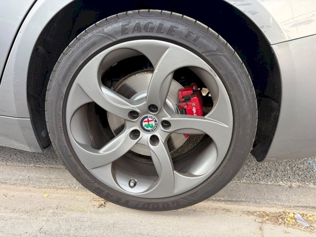 Alfa-Romeo Alfa-Romeo Giulia 2.2 JTD 190 ch AT8 SPORT