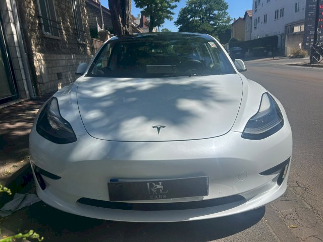 Tesla Tesla Model 3 Phase 2 Standard Range Plus 325 cv 
