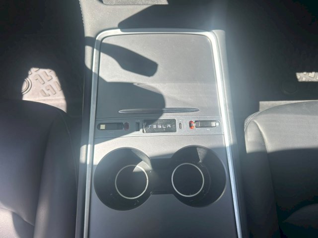 Tesla Tesla Model 3 Phase 2 Standard Range Plus 325 cv 
