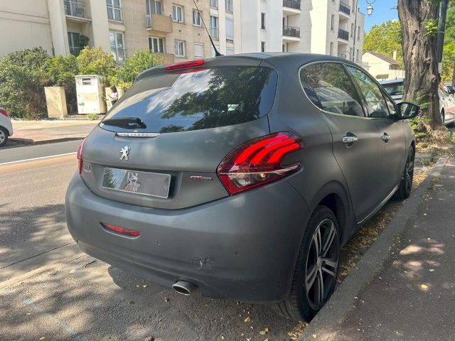 Peugeot Peugeot 208 1.6 BlueHDi 100ch GT Line 