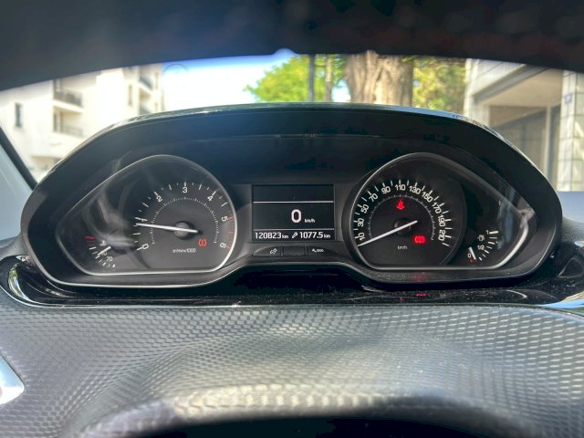Peugeot Peugeot 208 1.6 BlueHDi 100ch GT Line 