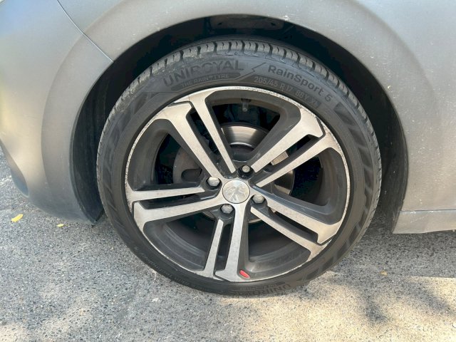 Peugeot Peugeot 208 1.6 BlueHDi 100ch GT Line 