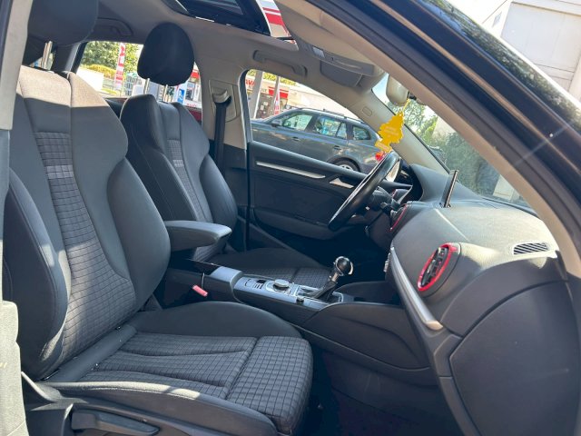 Audi Audi A3 III 1.6 TDI 110ch S Line