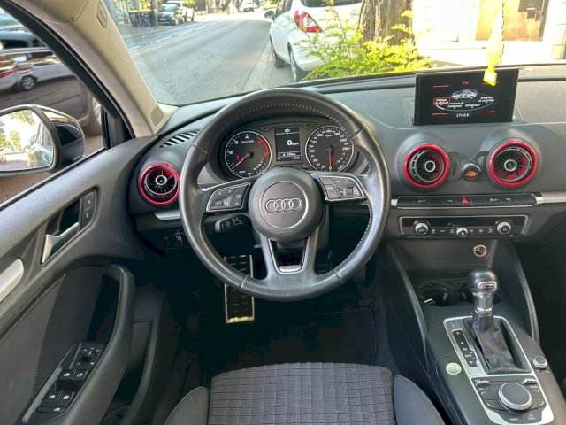 Audi Audi A3 III 1.6 TDI 110ch S Line