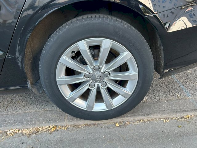 Audi Audi A3 III 1.6 TDI 110ch S Line