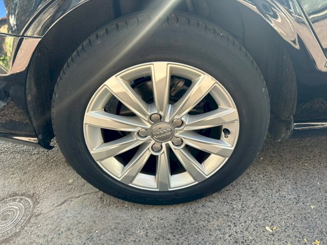 Audi Audi A3 III 1.6 TDI 110ch S Line
