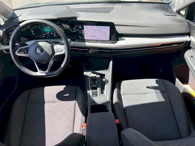Volkswagen Volkswagen Golf VIII 2.0 TDi DSG7 150 cv 