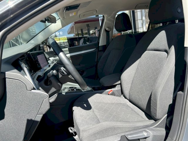 Volkswagen Volkswagen Golf VIII 2.0 TDi DSG7 150 cv 