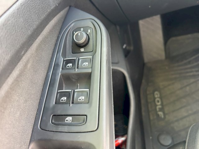 Volkswagen Volkswagen Golf VIII 2.0 TDi DSG7 150 cv 