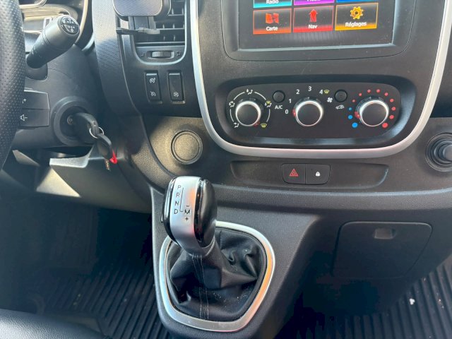 Renault Renault Trafic III Fourgon Phase 2 2.0 dCi 170 cv