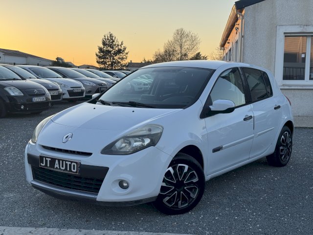 Renault Renault Clio III 1.5 dCi75 Dynamique TomTom 5p
